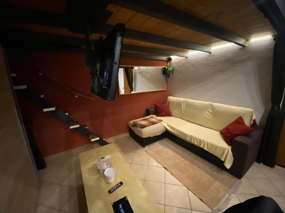 Апартаменти A&A Rooftop Сомма-Ломбардо Екстер'єр фото